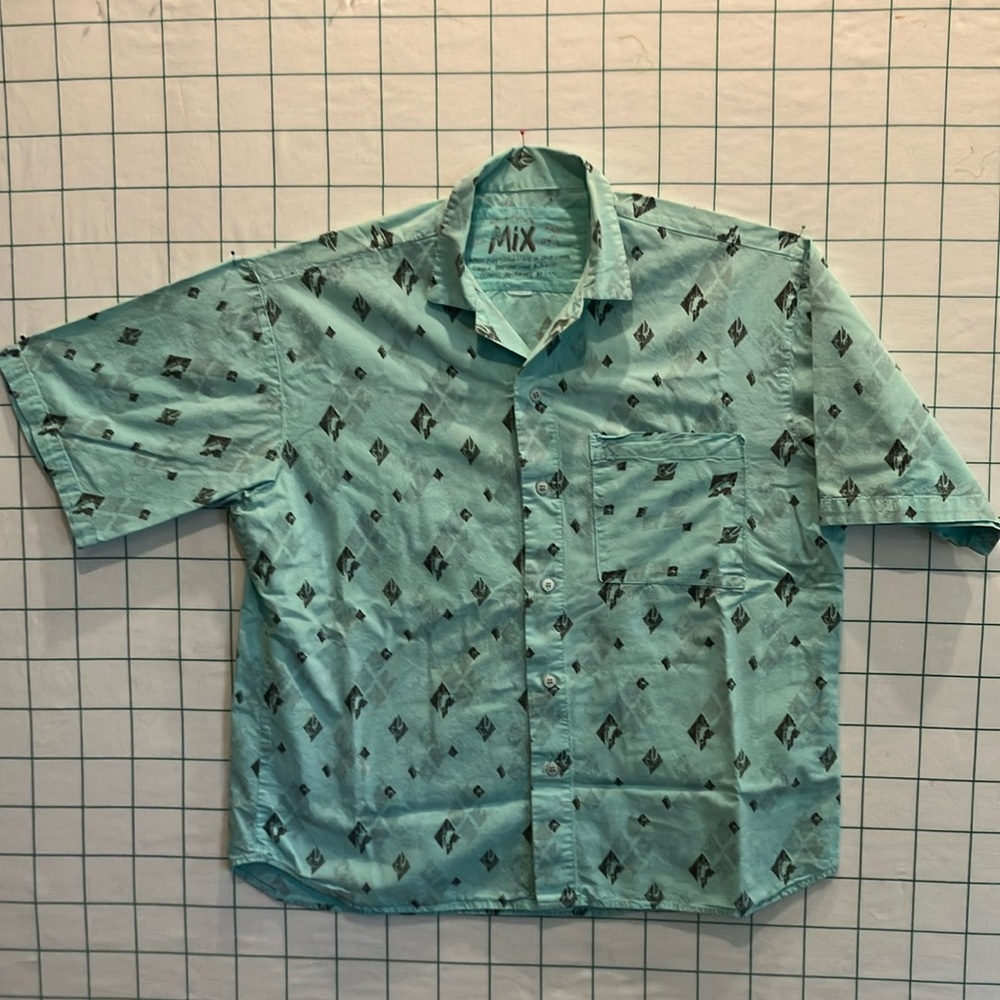 men’s short sleeve shirt